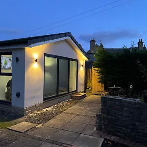  Apartment Private And Peaceful Space With Free Parking